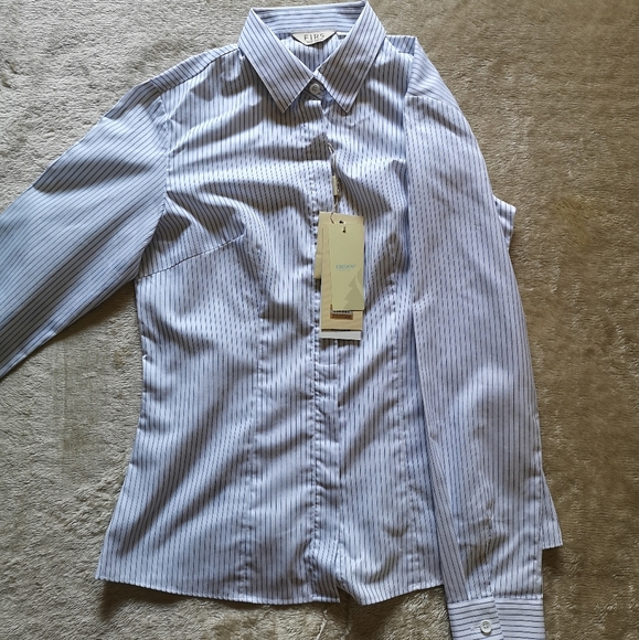 Classic Blue and White Button Down 100% cotton Tailored Fit Office Top XS NWT - Picture 3 of 14